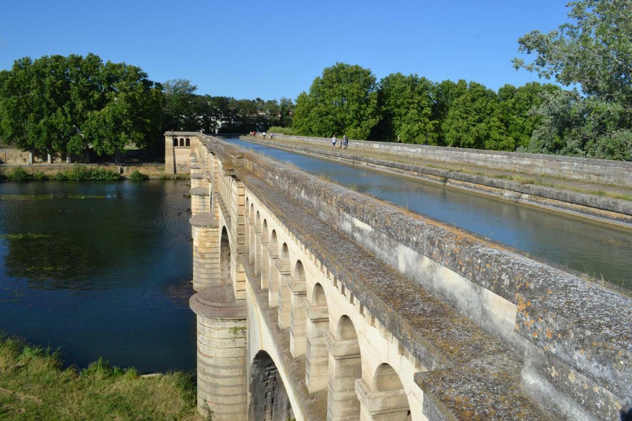 L'Instant Canal Capestang Exterior photo